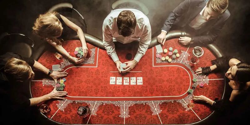 Trình tự các vòng cược Texas Poker